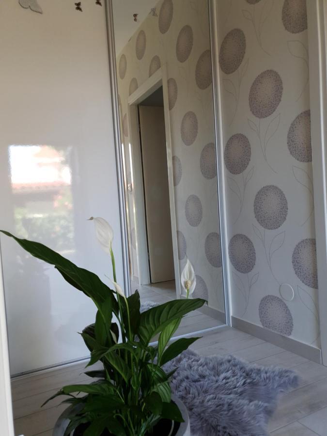 Gulin Apartments Vodice Ngoại thất bức ảnh