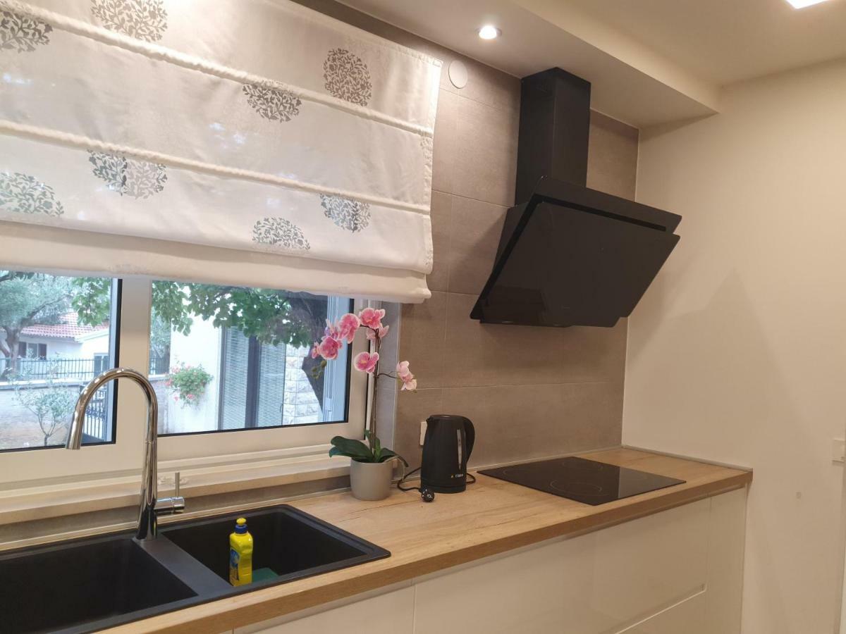 Gulin Apartments Vodice Ngoại thất bức ảnh